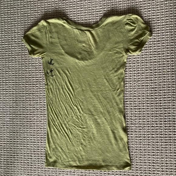 Graphic T shirt with cute sleeves - Picture 2 of 3